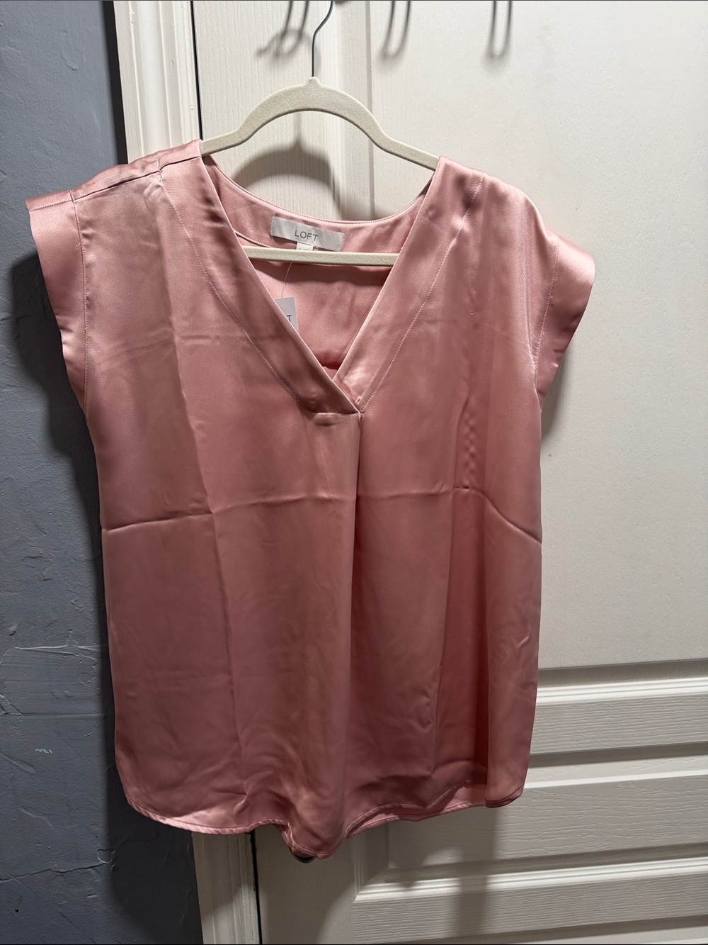 LOFT Blush Pink Satin V-Neck Cap Sleeve Blouse